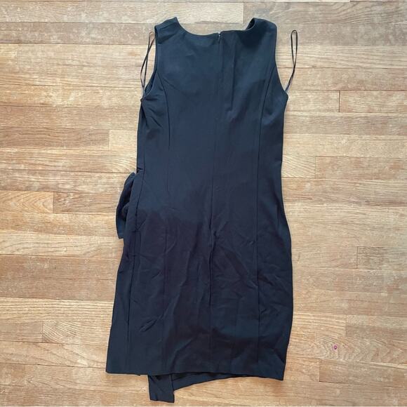 Katherine Barclay women's black sleeveless zip back dress with bow size 6 B7 - Picture 4 of 5